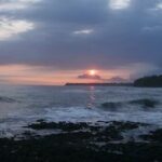 Lever de soleil depuis la plage de Cahuita au Costa Rica