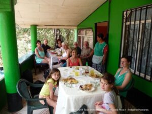 Partons dans la communauté indigène Huetare